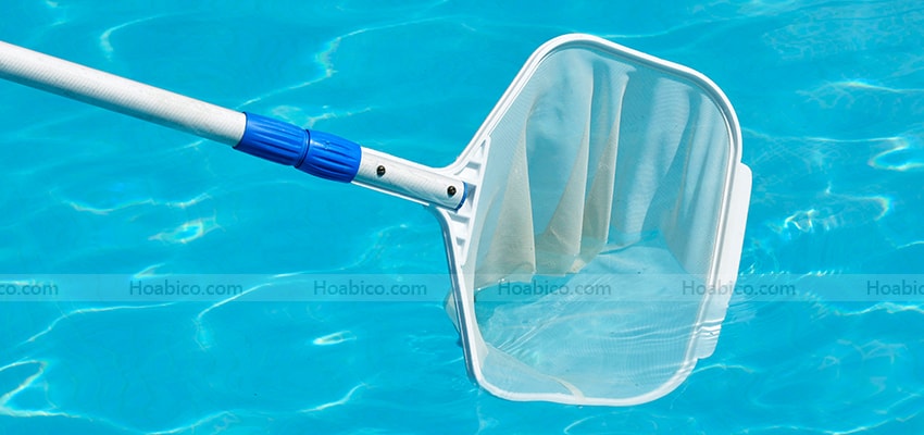 Ứng dụng sản phẩm vợt rác bể bơi Emaux 