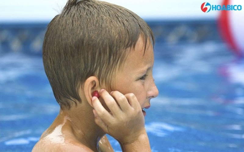 Nguyên nhân gây ù tai sau khi bơi