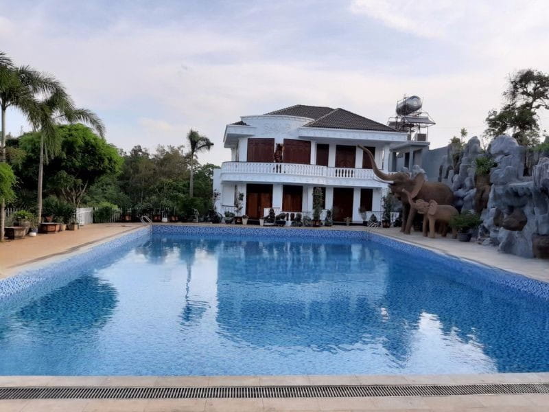 Hoabico bàn giao công trình thi công bể bơi cho anh Tiến tại Quảng Ngãi