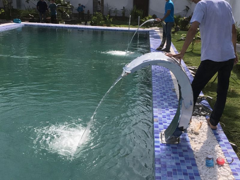 Hoabico bàn giao công trình thi công bể bơi cho chú Long tại Thái Nguyên