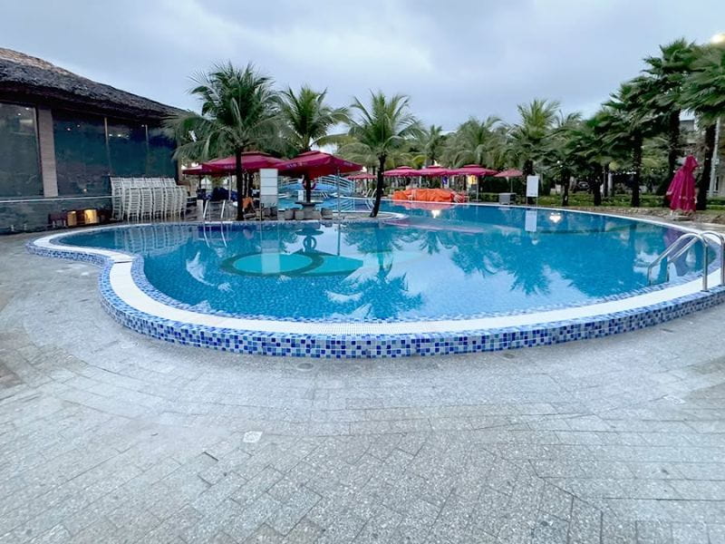 Hoabico bàn giao công trình lắp đặt thanh thoát tràn cho bể bơi tại khu đô thị Mỹ Gia 