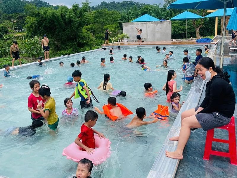 Hoabico bàn giao công trình thi công bể bơi kinh doanh tại Vĩnh Phúc