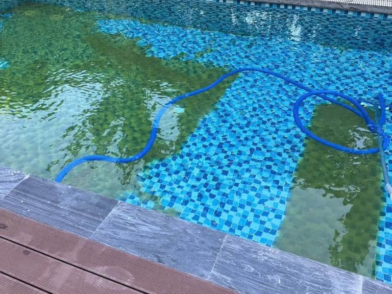 Hoabico bàn giao công trình vệ sinh bể bơi cho biệt thự tại Long Biên