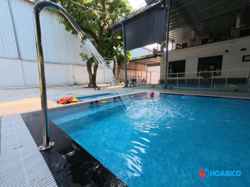 Bể bơi trong nhà của chị Thương tại Vinh, Nghệ An