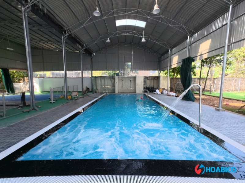 Công trình bể bơi trong nhà của chị Thương tại Vinh, Nghệ An
