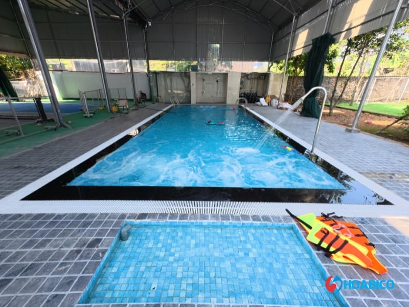 Hoabico hoàn thiện công trình bể bơi trong nhà của chị Thương tại Vinh, Nghệ An